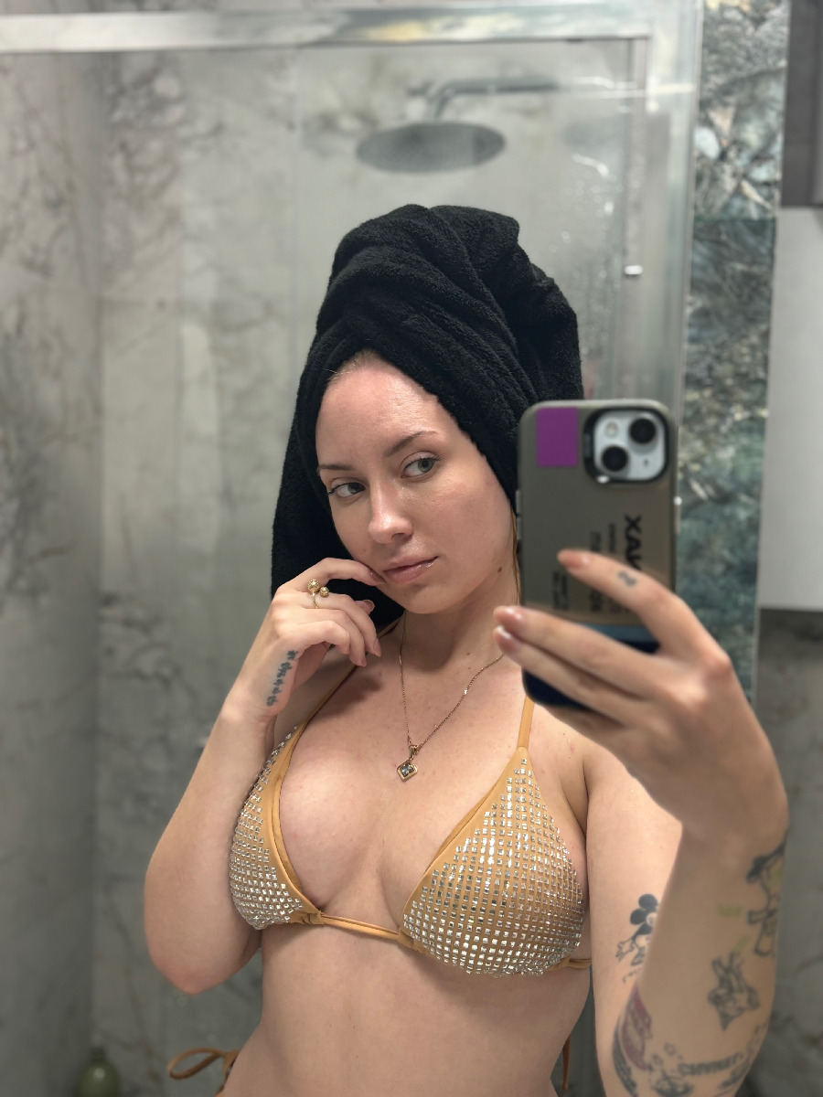 Nude girl KateV in Krasnoyarsk