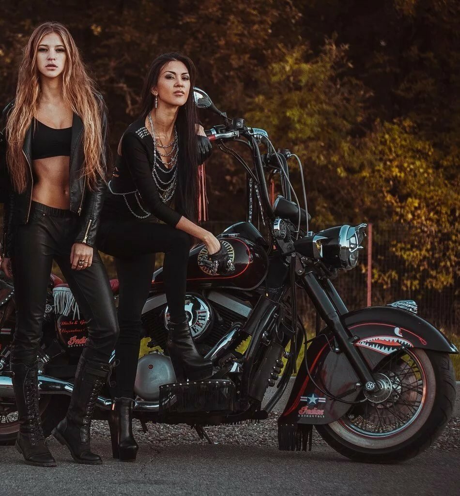 Beautiful girls and bikes in Krasnoyarsk
