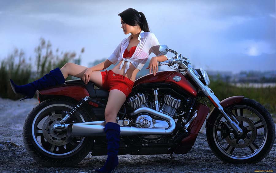 Beautiful girls and motorcycles in Krasnoyarsk