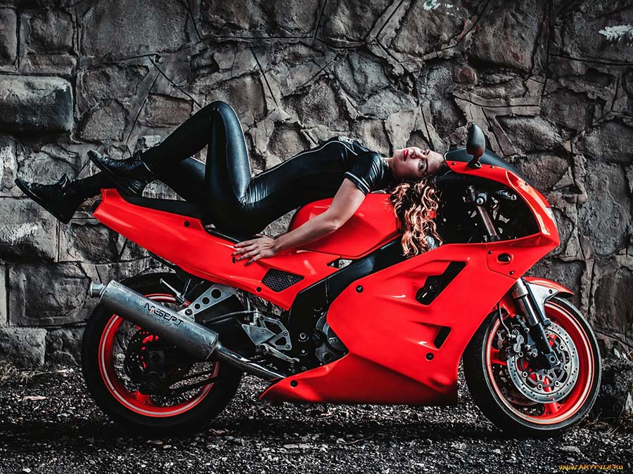 Beautiful girl Beautiful girls and motorcycles in Krasnoyarsk