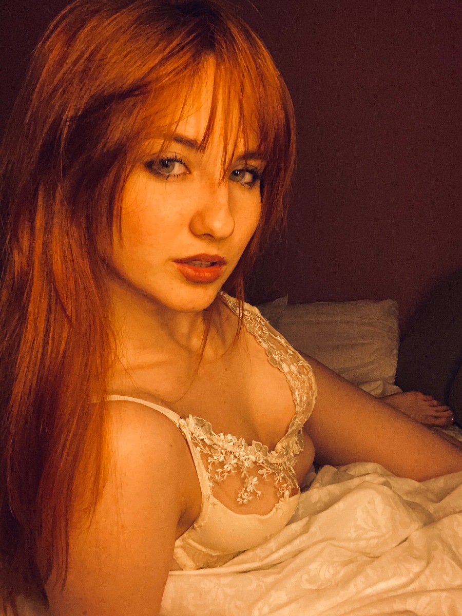 A playful frame from Nata — online in Krasnoyarsk