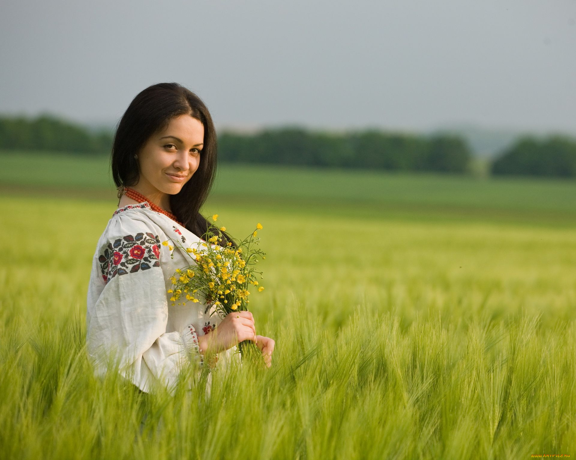 Women in Slavic costumes in Krasnoyarsk