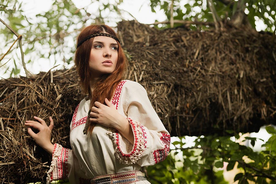 Women in Slavic costumes in Krasnoyarsk