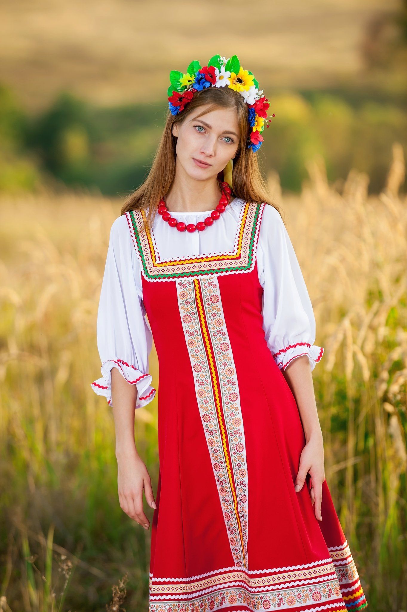 Women in Slavic costumes in Krasnoyarsk