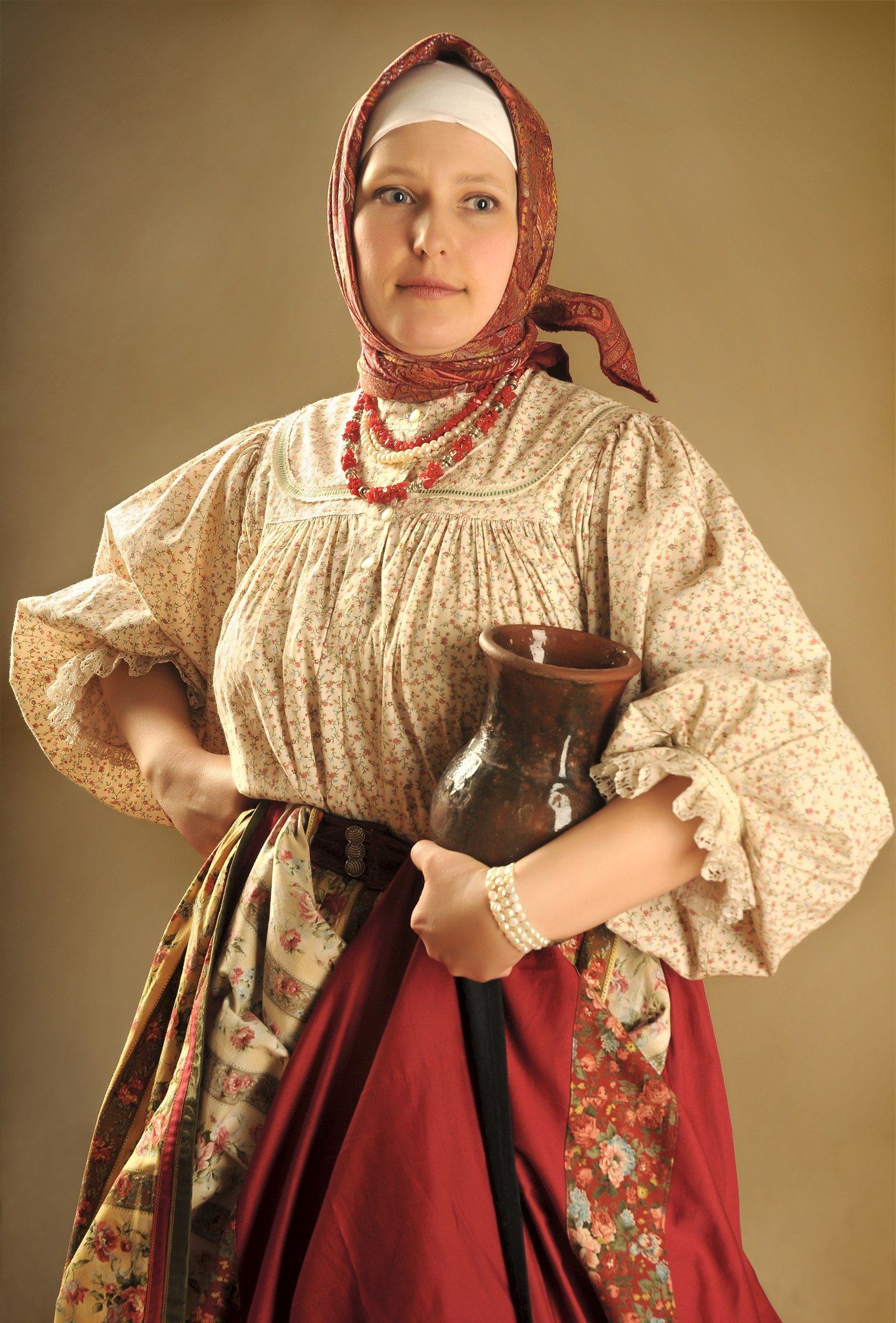 Girls in Slavic costumes in Krasnoyarsk